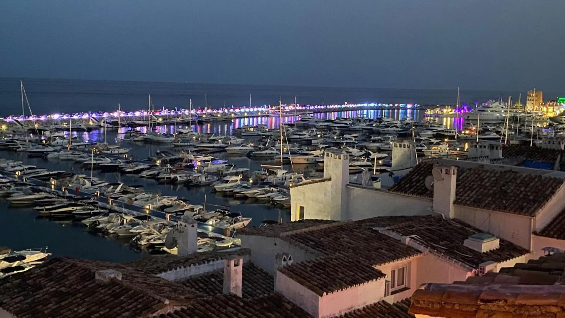 Apartment Charmante Ferienwohnung In Puerto Banus Marbella